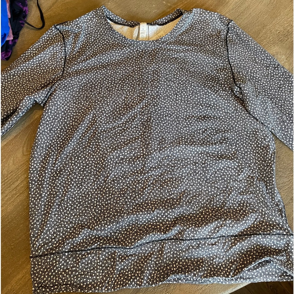 discontinued lululemon long sleeve top